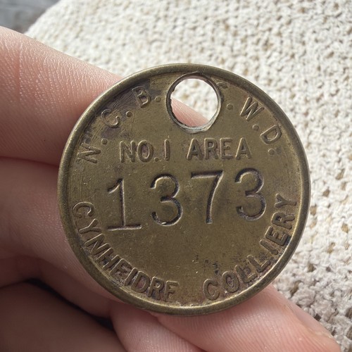 1373 cynheidre area - 1373, no.1